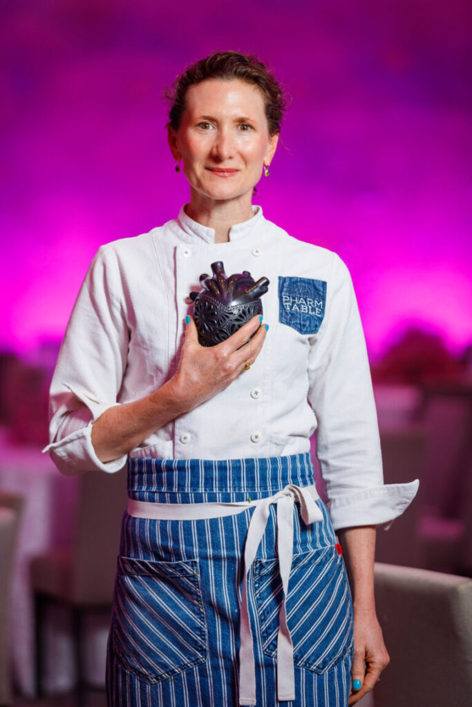 La chef Elizabeth Johnson de Pharm Table, de San Antonio, Texas, una de las chefs participantes.
